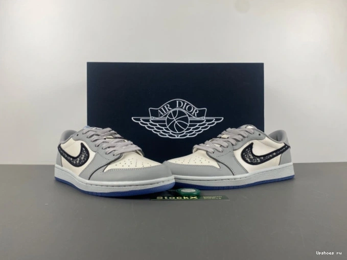 1 Low CV0343-100 Air Dior  Jordan x  0818